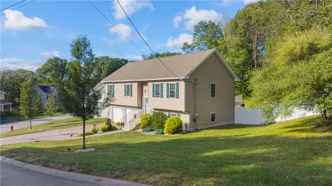 Exterior - 16 Liane Dr, Woonsocket, RI 02895 photo 7 of 8