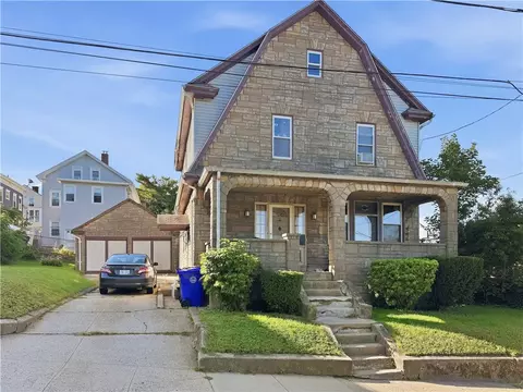 11 Grand View St, Providence, RI 02906