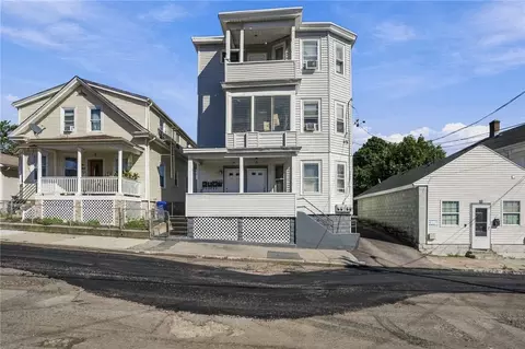 51 Hall St, Providence, RI 02904