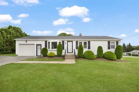 291 Old County Rd, Smithfield, RI 02917