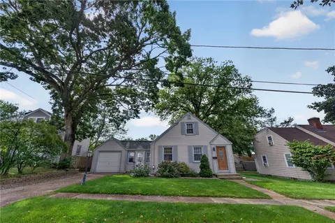 110 Bryant Rd, Cranston, RI 02910