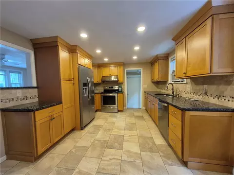 Kitchen - 86 Marshall Cir, Coventry, RI 02816 photo 2 of 4