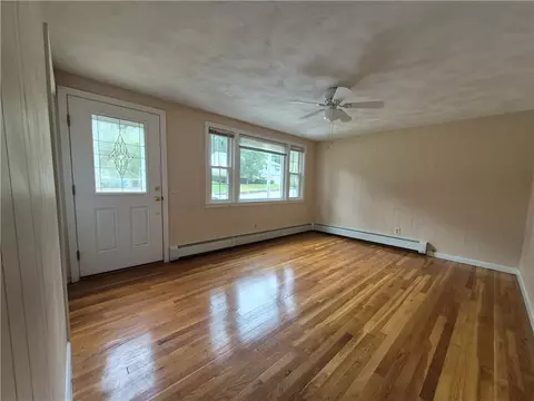 Living - 86 Marshall Cir, Coventry, RI 02816 photo 1 of 4