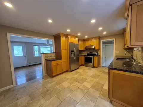 Kitchen - 86 Marshall Cir, Coventry, RI 02816 photo 3 of 4