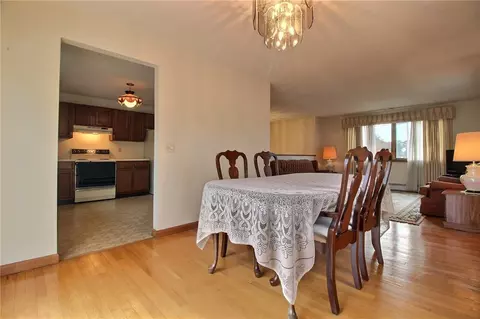 Dining - 2 Jana Rd, Westerly, RI 02891 photo 2 of 4