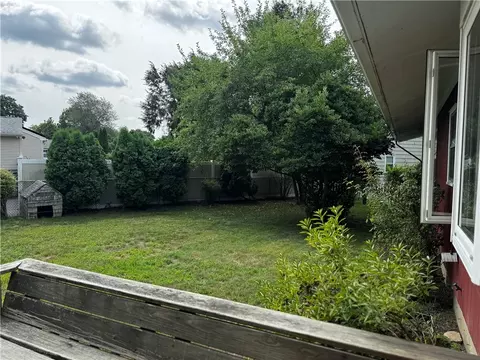 Exterior - 18 Leslie Rd, Warwick, RI 02888 photo 2 of 7