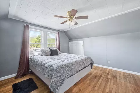 Bedroom - 78 Newbury Ave, Woonsocket, RI 02895 photo 4 of 4