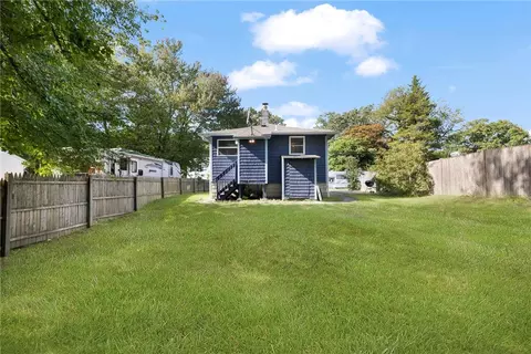 Exterior - 86 Oakside St, Warwick, RI 02889 photo 9 of 12