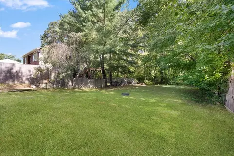 Exterior - 86 Oakside St, Warwick, RI 02889 photo 5 of 12