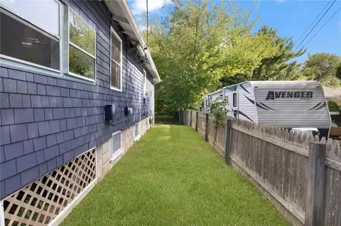 Exterior - 86 Oakside St, Warwick, RI 02889 photo 12 of 12