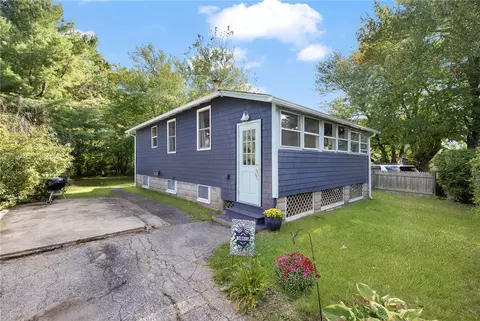 Other - 86 Oakside St, Warwick, RI 02889 photo 2 of 10