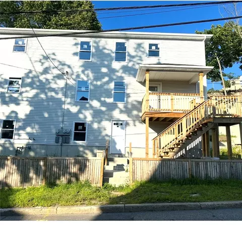 132 Elm St, Woonsocket, RI 02895 photo 3