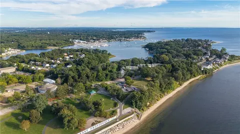 870 Bullocks Point Ave, Riverside, RI 02915
