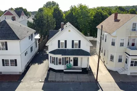 51 Barrows St, Providence, RI 02909