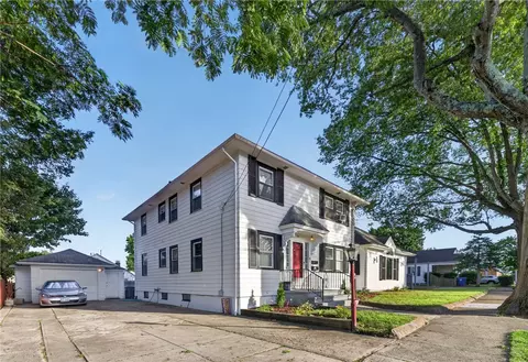 25 Zella St, Providence, RI 02908