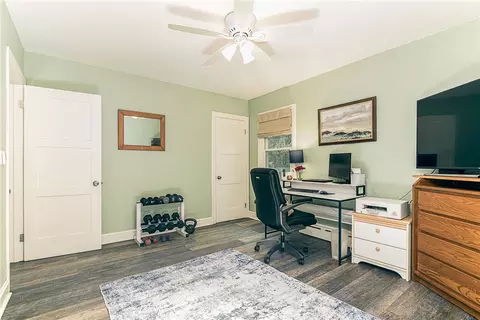 Bedroom - 75 Summer St, Westerly, RI 02891 photo 1 of 7