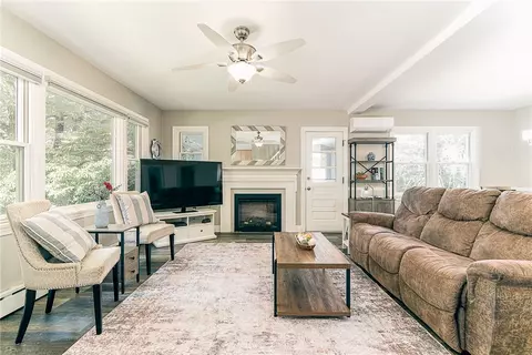 Living - 75 Summer St, Westerly, RI 02891 photo 1 of 3