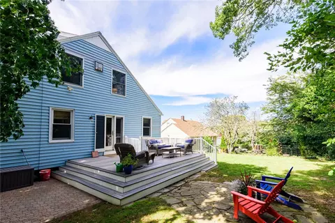 Exterior - 75 Summer St, Westerly, RI 02891 photo 5 of 6