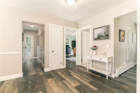 Entry Way - 75 Summer St, Westerly, RI 02891 photo 5 of 7