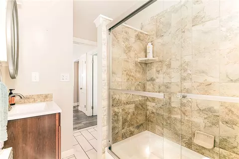 Bath - 75 Summer St, Westerly, RI 02891 photo 1 of 3