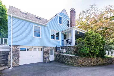 Exterior - 75 Summer St, Westerly, RI 02891 photo 3 of 6