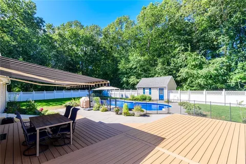 Exterior - 24 Hickory Ln, Westerly, RI 02891 photo 6 of 8