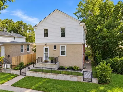 69 Phebe St, Providence, RI 02904