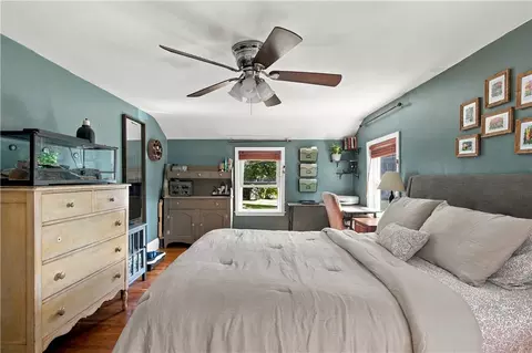Bedroom - 60 Parkway Dr, Warwick, RI 02886 photo 1 of 2