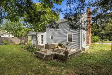 Exterior - 60 Parkway Dr, Warwick, RI 02886 photo 5 of 7