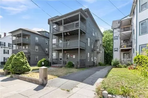 420 Rathbun St #7, Woonsocket, RI 02895