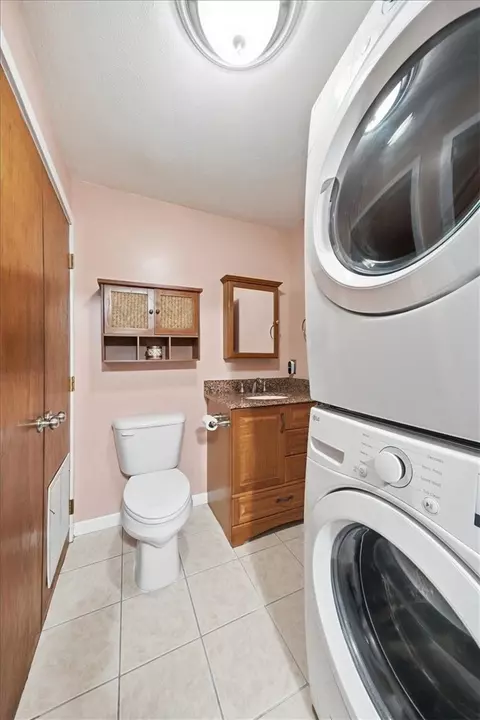 Bath - 97 Reed St, Warwick, RI 02886 photo 1 of 5