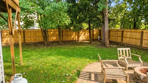 Exterior - 200 Bend St, Warwick, RI 02889 photo 7 of 12