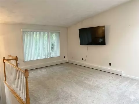 Living - 200 Bend St, Warwick, RI 02889 photo 2 of 5
