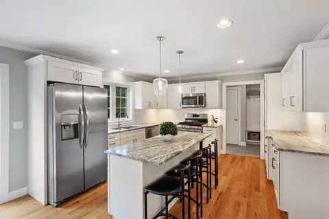 Kitchen - 42 E Lantern Rd, Lincoln, RI 02865 photo 2 of 5