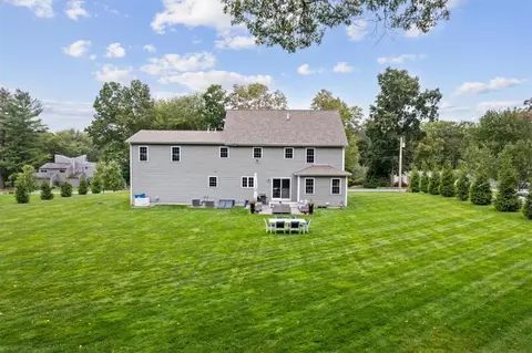 Exterior - 42 E Lantern Rd, Lincoln, RI 02865 photo 5 of 5