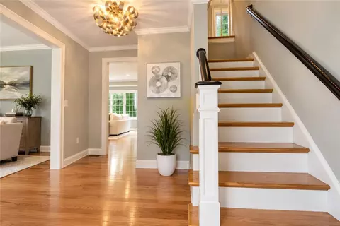 Entry Way - 42 E Lantern Rd, Lincoln, RI 02865 photo 3 of 5