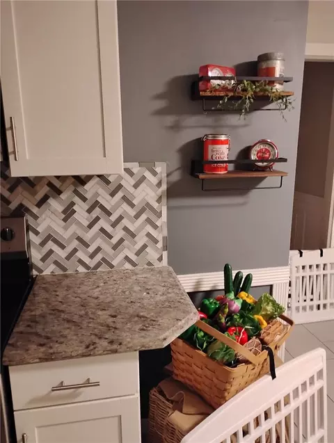 Kitchen - 82 Patton Rd, Woonsocket, RI 02895 photo 3 of 4