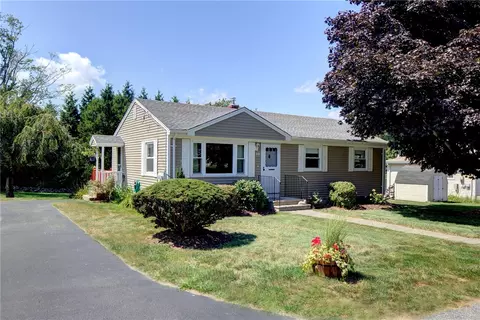 114 Redwood Rd, Portsmouth, RI 02871