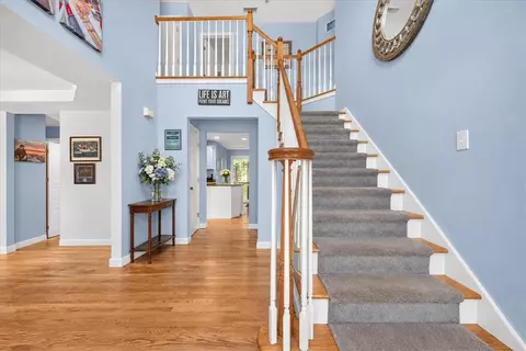 Entry Way - 6 Shoreline Dr, Westerly, RI 02891 photo 1 of 4