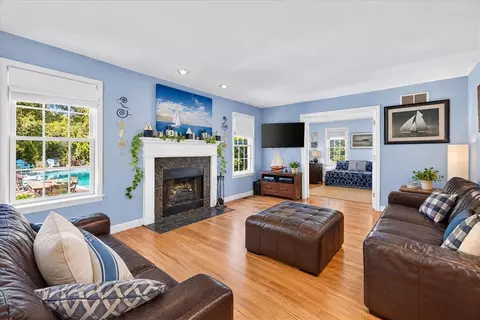 Living - 6 Shoreline Dr, Westerly, RI 02891 photo 1 of 3