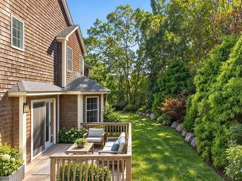 Exterior - 6 Shoreline Dr, Westerly, RI 02891 photo 2 of 5