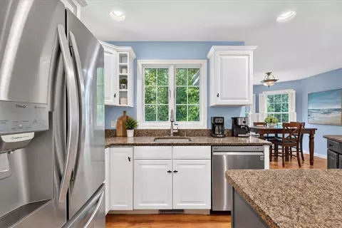 Kitchen - 6 Shoreline Dr, Westerly, RI 02891 photo 1 of 2