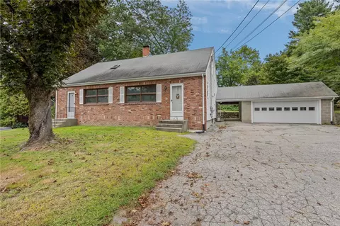 56 Black Plain Rd, North Smithfield, RI 02896