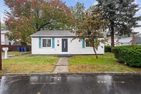 5 Morgan St, Providence, RI 02907