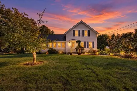 327 Church St, Wood River Junction, RI 02894