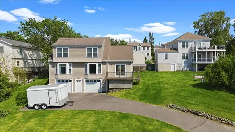 400 Sampson St, Fall River, MA 02724