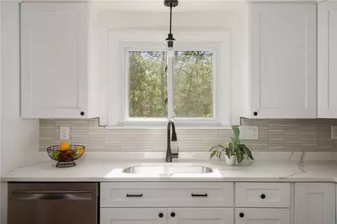 Kitchen - 330 Manolla Ave, Warwick, RI 02888 photo 2 of 4