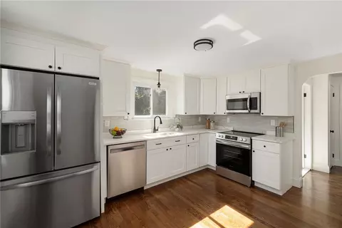 Kitchen - 330 Manolla Ave, Warwick, RI 02888 photo 1 of 4