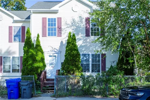281 Swan St #A, Providence, RI 02905