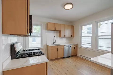 26 Berlin St, Providence, RI 02908